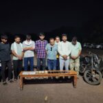 CG NEWS: जुआ अड्डे पर पुलिस का बड़ा छापा, 8 जुआरी