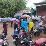 CG NEWS : स्कूल बस की चपेट में आने से दो वर्षीय बच्ची की