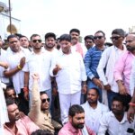 सरपंच पति एवं कांग्रेस नेता प्रकाश कश्यप की निर्मम हत्या के विरोध में जिलाध्यक्ष राकेश ठाकुर और कांग्रेस कार्यकर्त्ताओ का उग्र प्रदर्शन