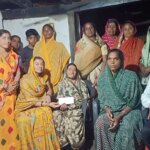 शोकाकुल परिवार को सरपंच लक्ष्मी नीलू वर्मा ने 5 हजार नगद व एक कट्ठा चावल की दी सहयोग