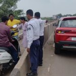 रक्षाबंधन पर पुलिस ने निभाया भाई का फर्ज, महिला की बचाई जान