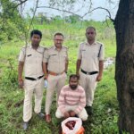 ड्राई डे पर आबकारी विभाग की बड़ी कार्रवाई, 45 पाव मसाला शराब जब्त ,पाटन में आबकारी एक्ट की धारा 34(2) के तहत प्रकरण कायम, आरोपी गिरफ्तार