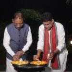 सेवा संकल्प अभियान में मंत्री टंकराम वर्मा ने गीत के जरिए जगाया जनभावना का भाव, 17 सितंबर को हर घर आशीर्वाद का दीप जलाने का किया आह्वान